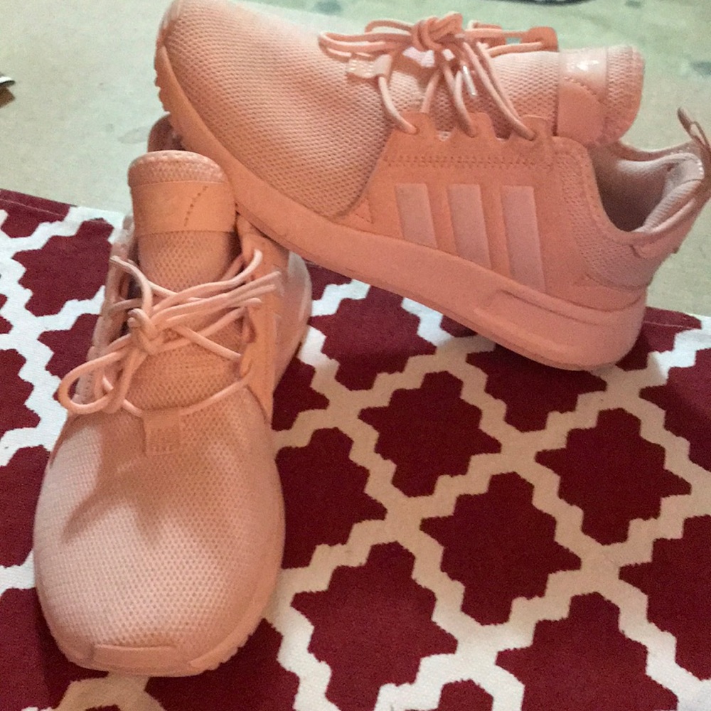 Adidas Tennis Shoes